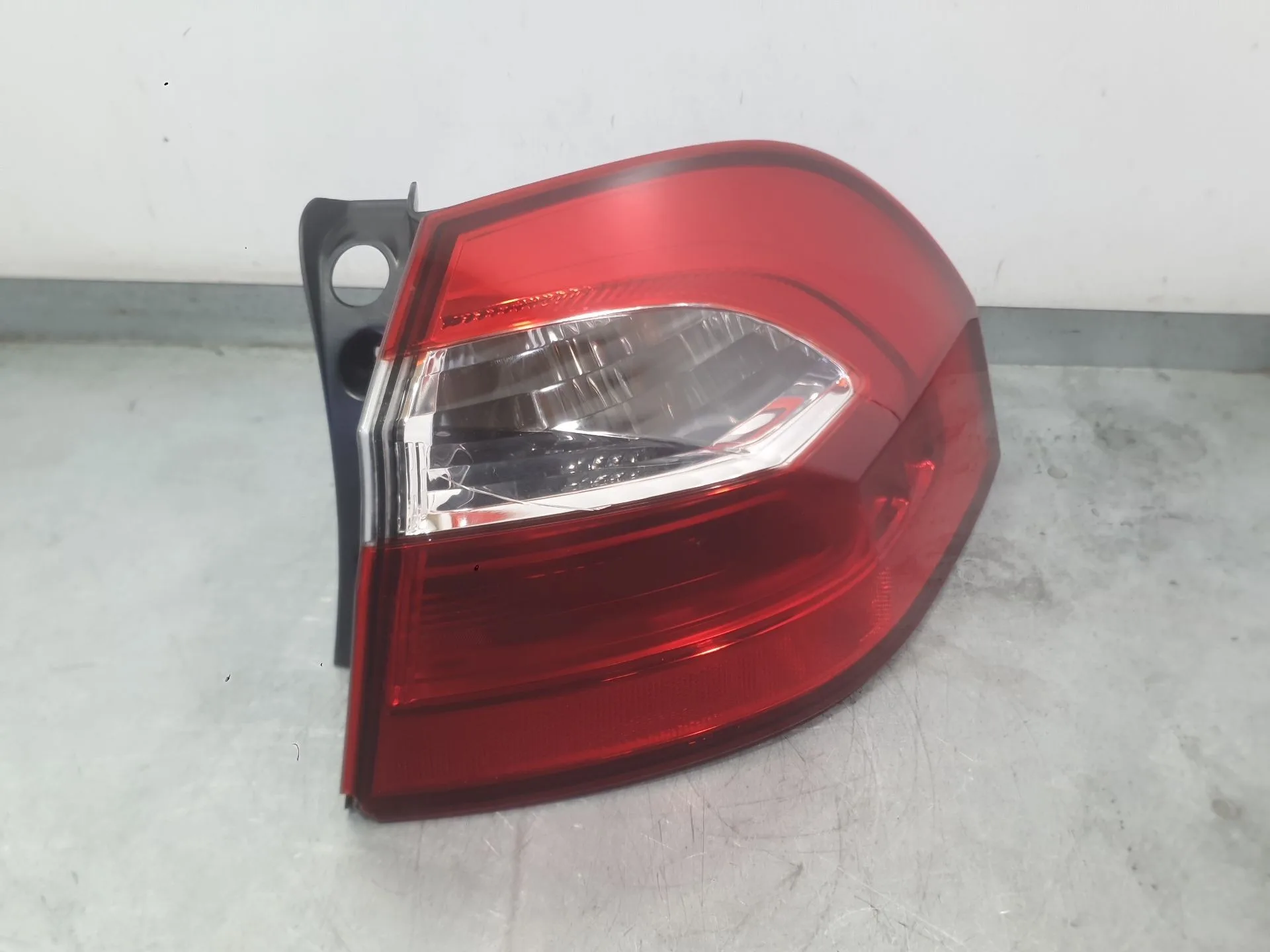Piloto Trasero Derecho Exterior para Kia Rio Iii (Ub)
