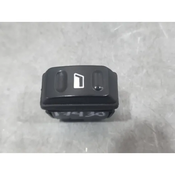 Mando Elevalunas Delantero Derecho para Citroën Xsara Picasso (N68)