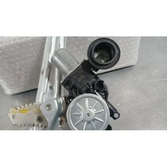 Elevalunas Trasero Derecho para Nissan Micra V (K14)