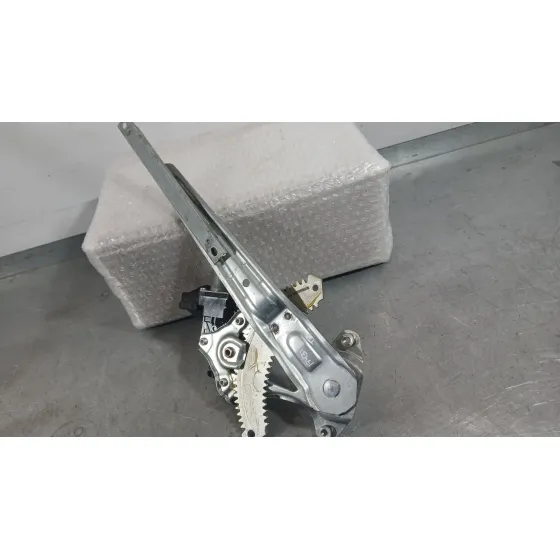 Elevalunas Trasero Derecho para Nissan Micra V (K14)