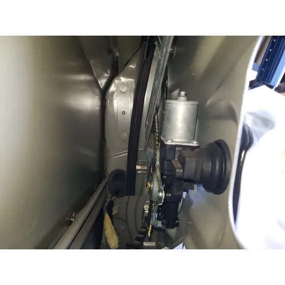 Elevalunas Trasero Izquierdo para Nissan Micra V (K14)