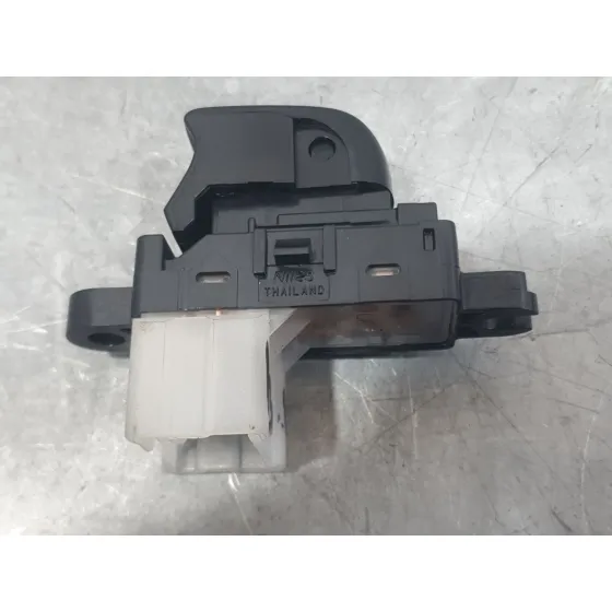 Mando Elevalunas Trasero Derecho para Nissan Micra V (K14)