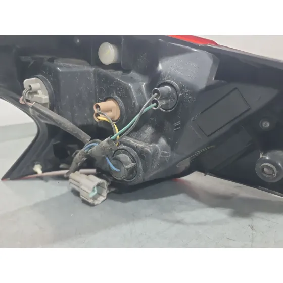 Piloto Trasero Derecho para Nissan Micra V (K14)