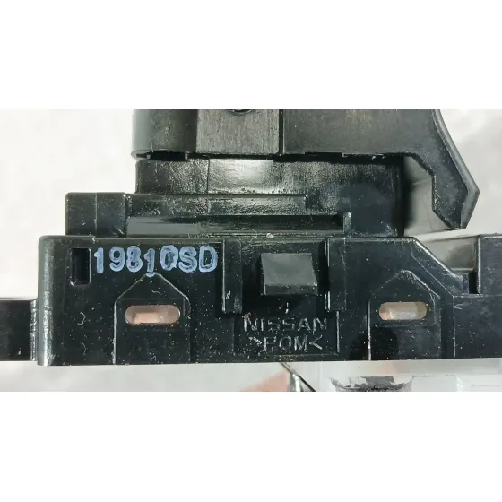Mando Elevalunas Trasero Derecho para Nissan Micra V (K14)