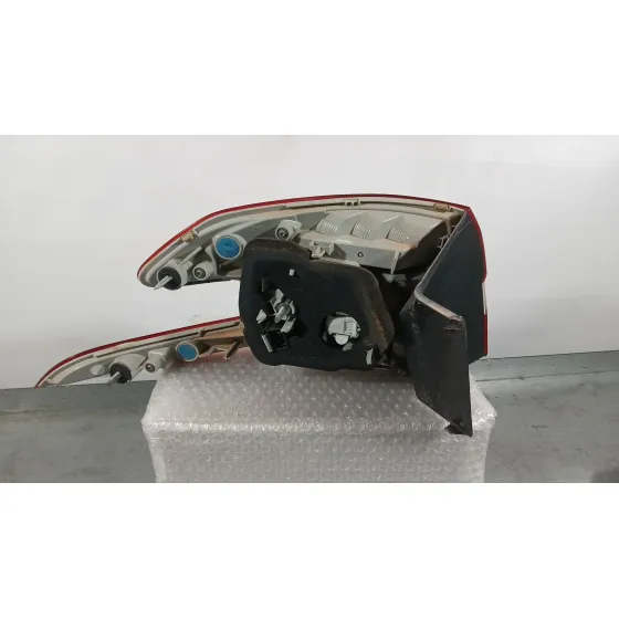 Piloto Trasero Derecho Exterior para Peugeot 308 Sw Ii (Lc_, Lj_, Lr_, Lx_, L4_)
