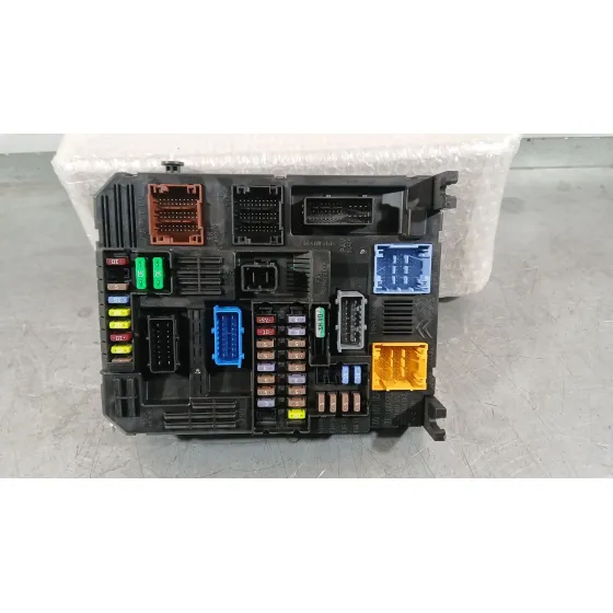 Caja Reles / Fusibles para Peugeot 2008 Ii (Ud_, Us_, Uy_, Uj_, Ur_, Uc_)