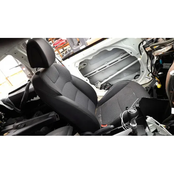 Asiento Delantero Izquierdo para Kg Mobility Korando (C300)