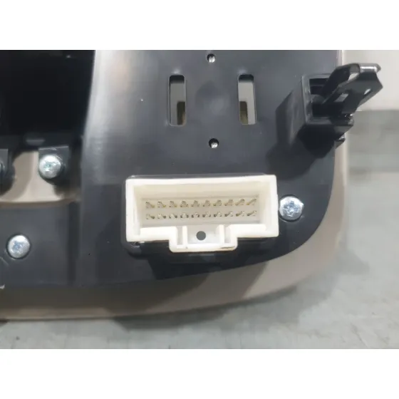 Luz Interior para Kg Mobility Korando (C300)
