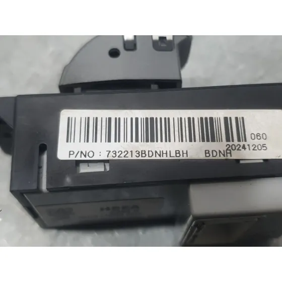 Mando Elevalunas Trasero Derecho para Kg Mobility Korando (C300)