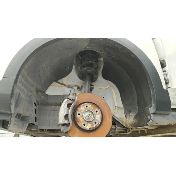 Plastico Pase Rueda Del. Izq. para Kg Mobility Korando (C300)