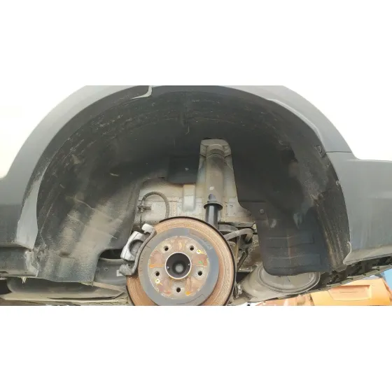 Plastico Pase Rueda Tras. Izq. para Kg Mobility Korando (C300)