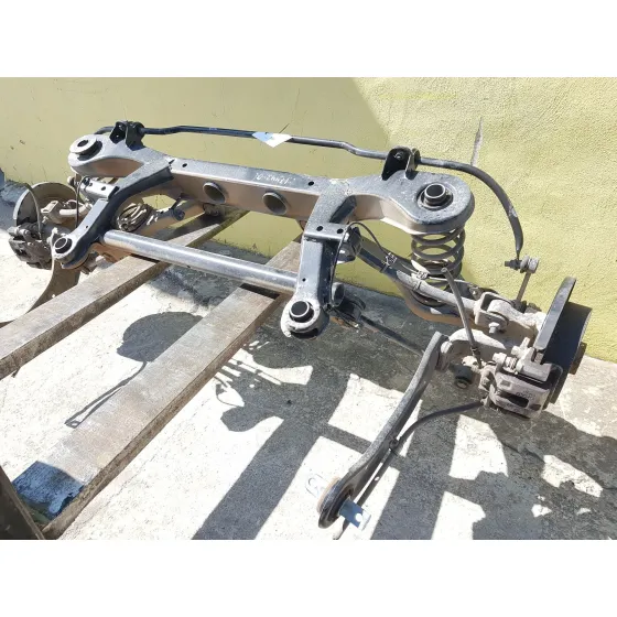 Puente Trasero para Kg Mobility Korando (C300)