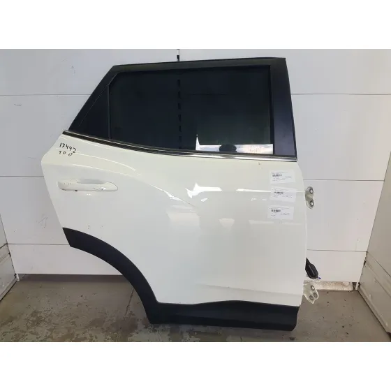 Puerta Trasera Derecha para Kg Mobility Korando (C300)