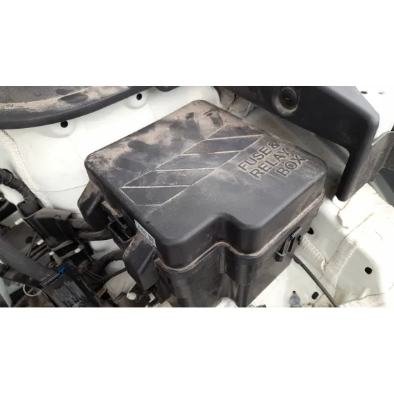 Caja Reles / Fusibles para Kg Mobility Korando (C300)