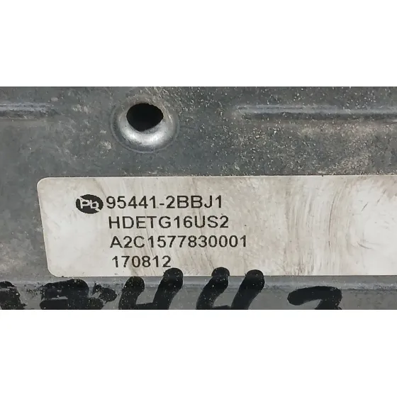 Centralita Motor Uce para Kia Niro I (De)