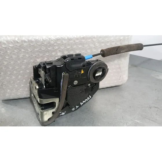 Cerradura Puerta Trasera Derecha para Toyota Corolla Ranchera Familiar (_E21_)