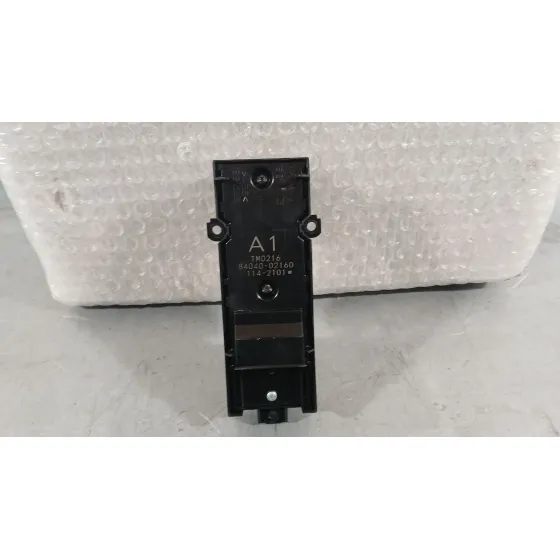 Mando Elevalunas Delantero Izquierdo para Toyota Corolla Ranchera Familiar (_E21_)