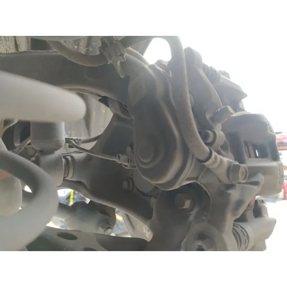 Pinza Freno Trasera Derecha para Toyota Corolla Ranchera Familiar (_E21_)