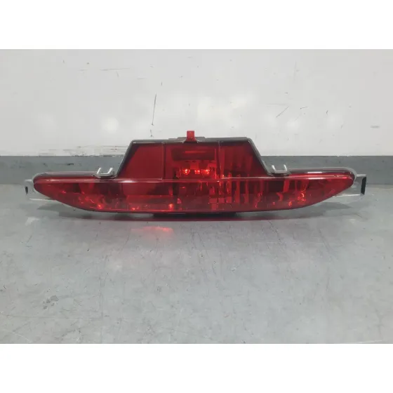Piloto Trasero Central para Opel Corsa F (P2Jo)
