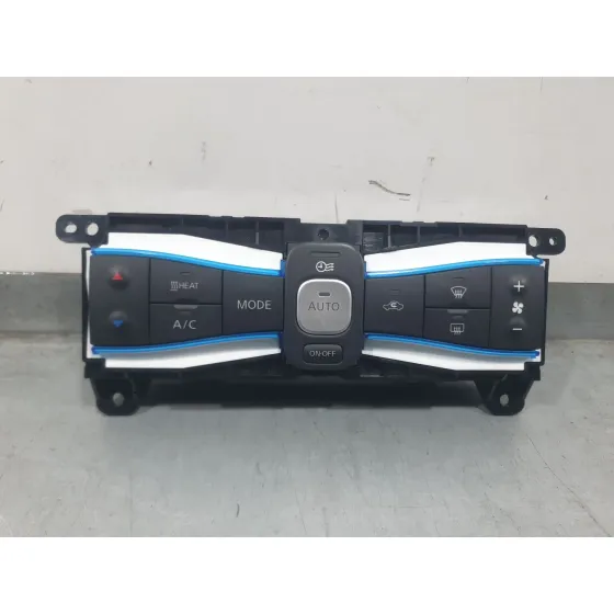 Mando Climatizador para Nissan Leaf (Ze0)
