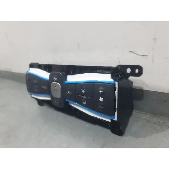 Mando Climatizador para Nissan Leaf (Ze0)
