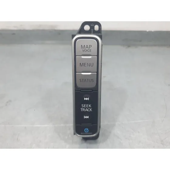 Mando Multifuncion para Nissan Leaf (Ze0)