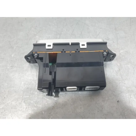 Mando Multifuncion para Nissan Leaf (Ze0)