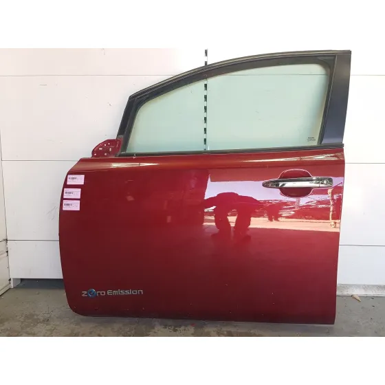 Puerta Delantera Izquierda para Nissan Leaf (Ze0)