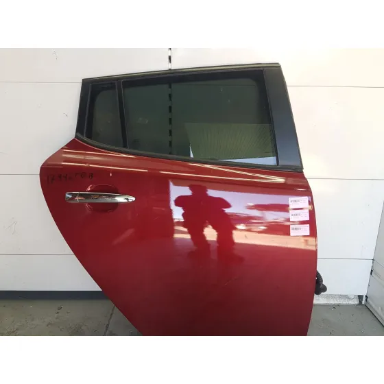 Puerta Trasera Derecha para Nissan Leaf (Ze0)