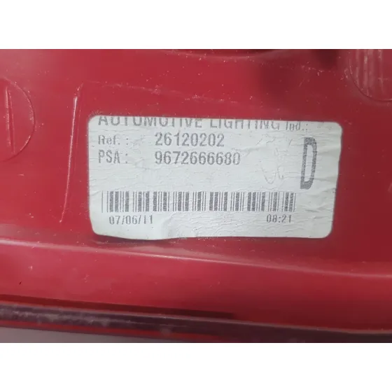 Piloto Trasero Derecho para Peugeot 5008 (0U_, 0E_)