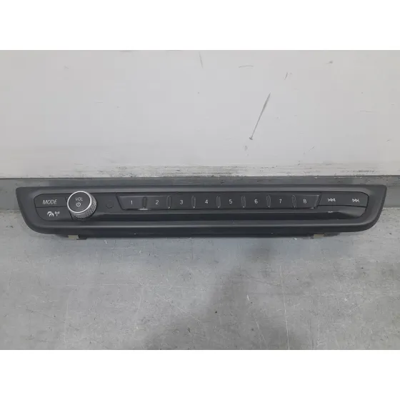 Mando Radio para Bmw Serie 1 Lim. (F40)