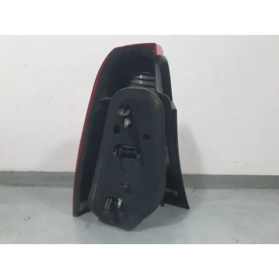 Piloto Trasero Derecho Exterior para Dacia Logan (Ls_)