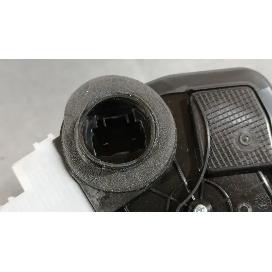 Cerradura Puerta Trasera Derecha para Toyota C-Hr (_X1_)