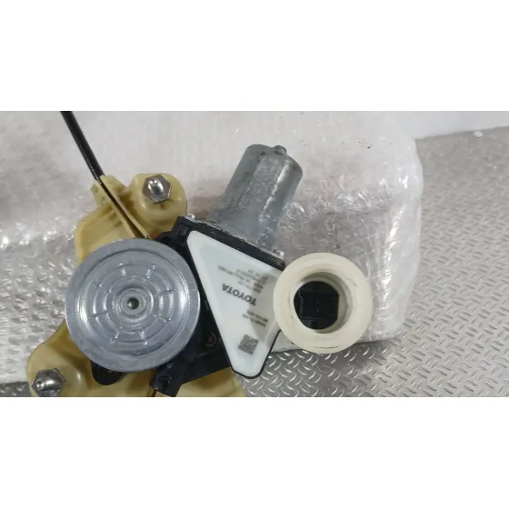 Elevalunas Trasero Izquierdo para Toyota C-Hr (_X1_)