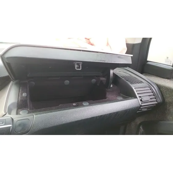 Guantera para Bmw I3 (I01)