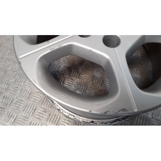 Juego Llantas Aluminio para Nissan Leaf (Ze0)