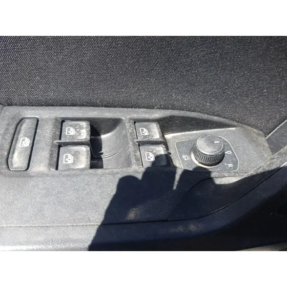 Mando Elevalunas Delantero Izquierdo para Seat Ibiza V (Kj1, Kjg)