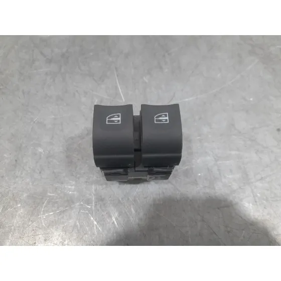 Mando Elevalunas Delantero Izquierdo para Dacia Sandero Iii