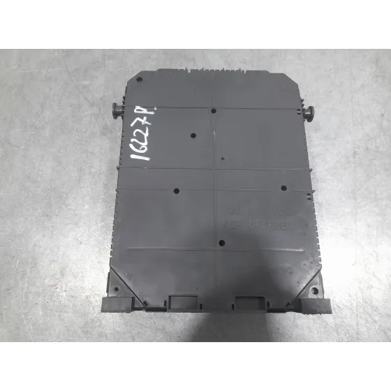 Caja Reles / Fusibles para Peugeot 3008