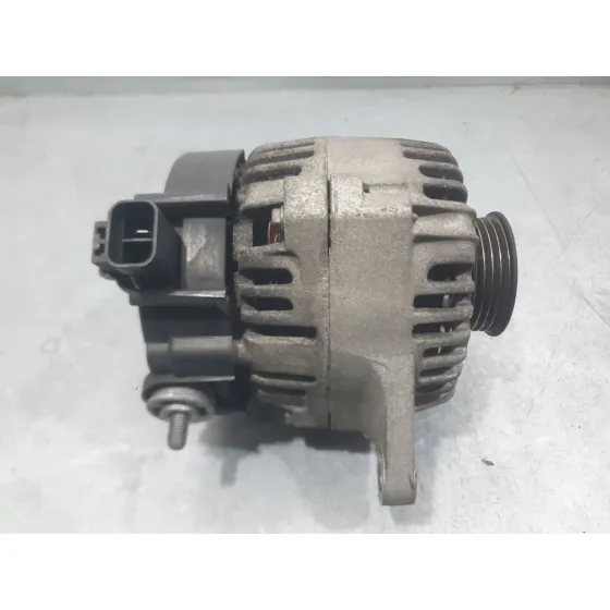 Alternador para Nissan Micra Iii (K12)