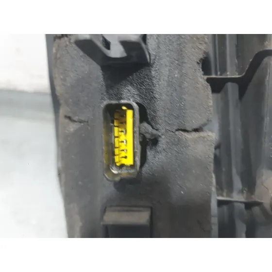 Piloto Trasero Derecho para Nissan Micra Iii (K12)