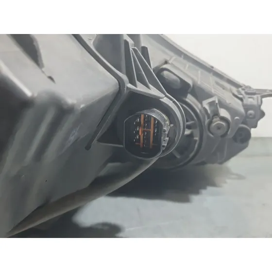 Faro Izquierdo para Hyundai Ix20 (Jc)