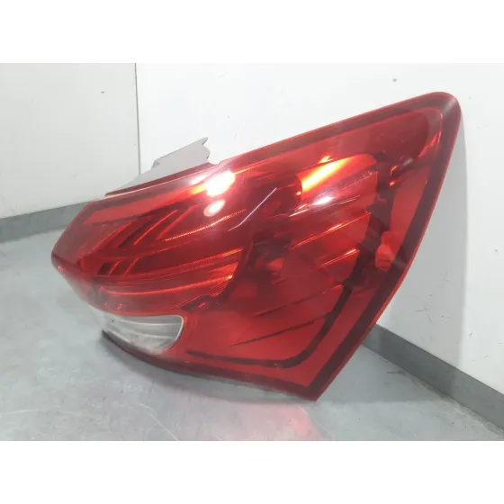 Piloto Trasero Derecho Exterior para Hyundai Ix20 (Jc)