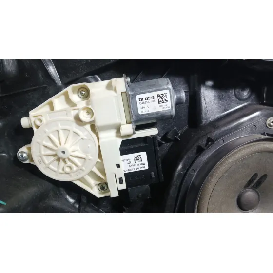Elevalunas Delantero Izquierdo para Fiat 500X (334_)