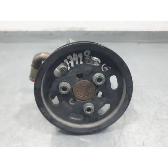 Bomba Direccion para Volkswagen Passat B5 (3B2)