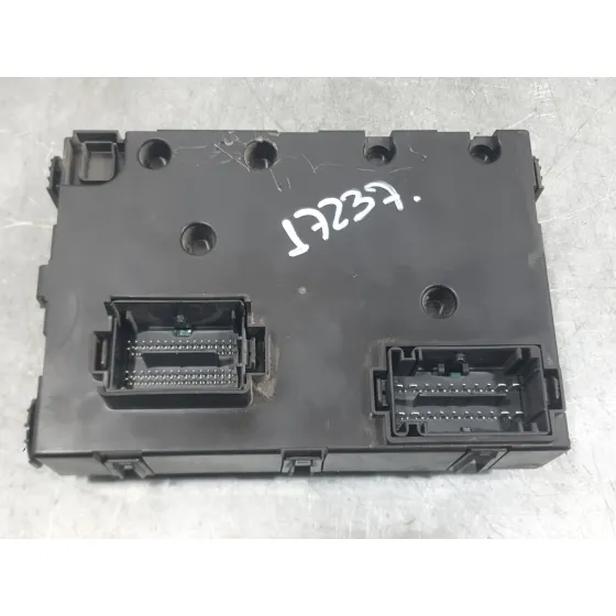 Caja Reles / Fusibles para Fiat 500E (332_)