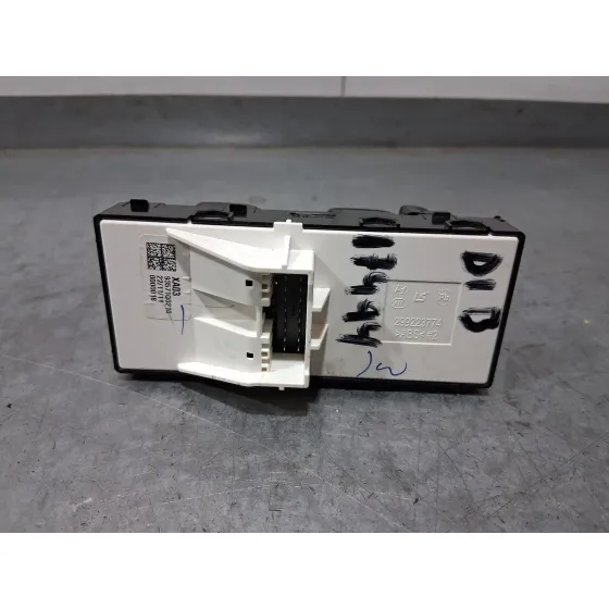 Mando Elevalunas Delantero Izquierdo para Hyundai I20 Iii (Bc3, Bi3)