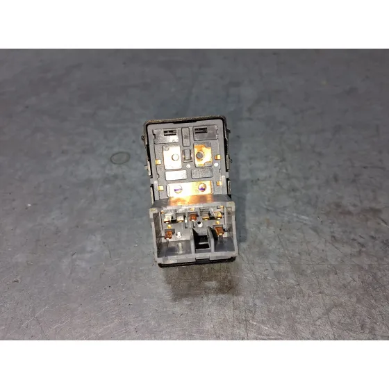 Mando Elevalunas Trasero Izquierdo para Hyundai I20 Iii (Bc3, Bi3)