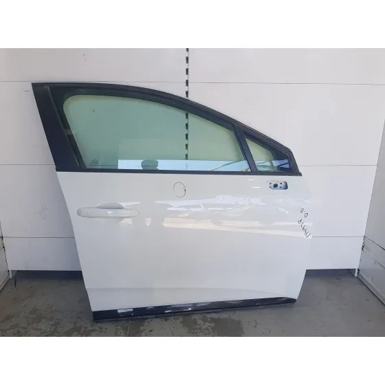 Puerta Delantera Derecha para Mitsubishi Colt