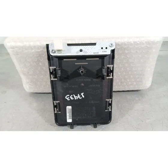 Cargador Inductivo para Nissan Micra V (K14)